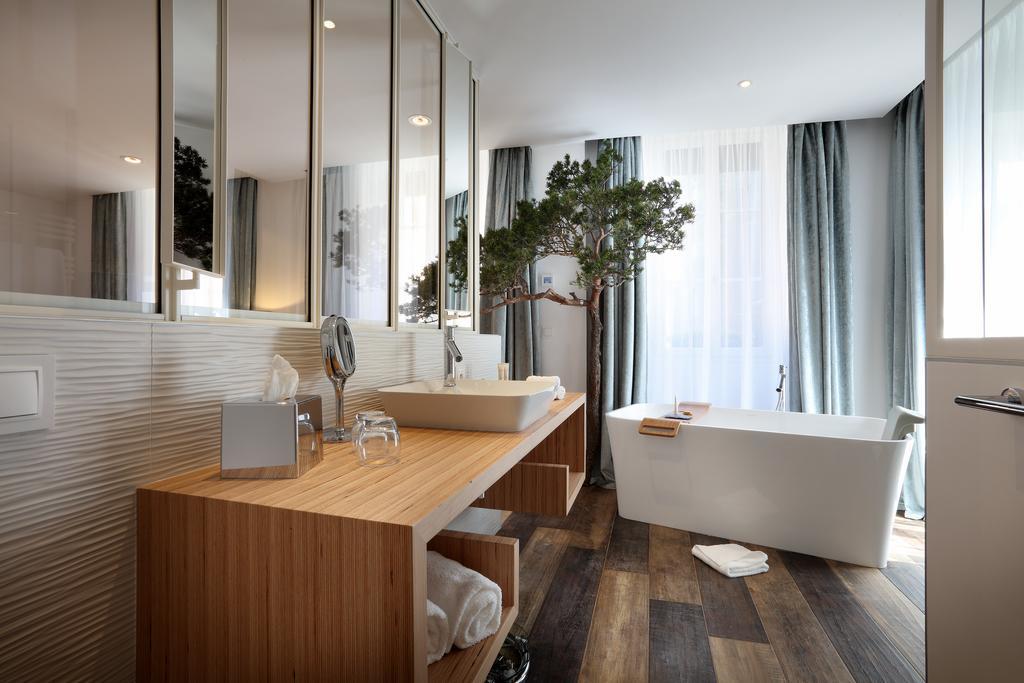 Executive Suite Balcony
