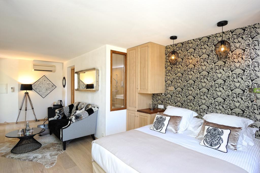 Quarto Charm Superior