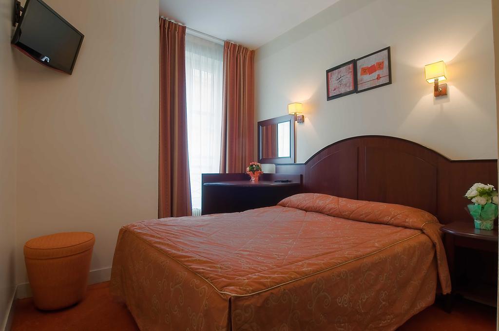 Single Room,449764989:JPEG