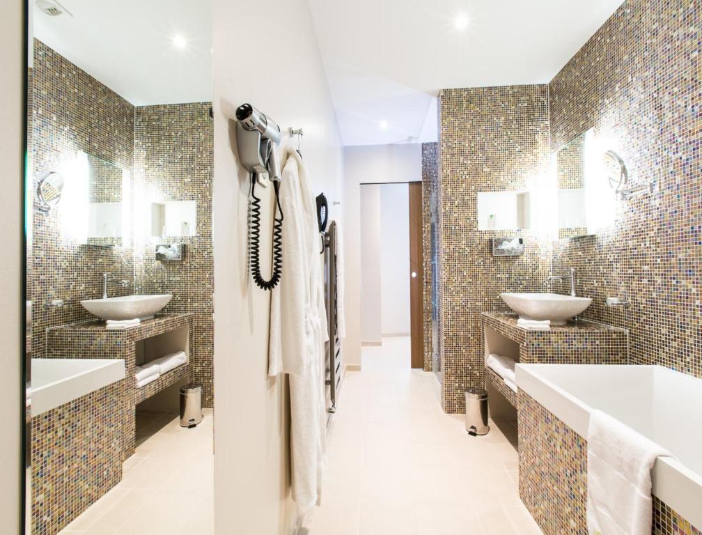 Comfort Room,44277826:JPEG