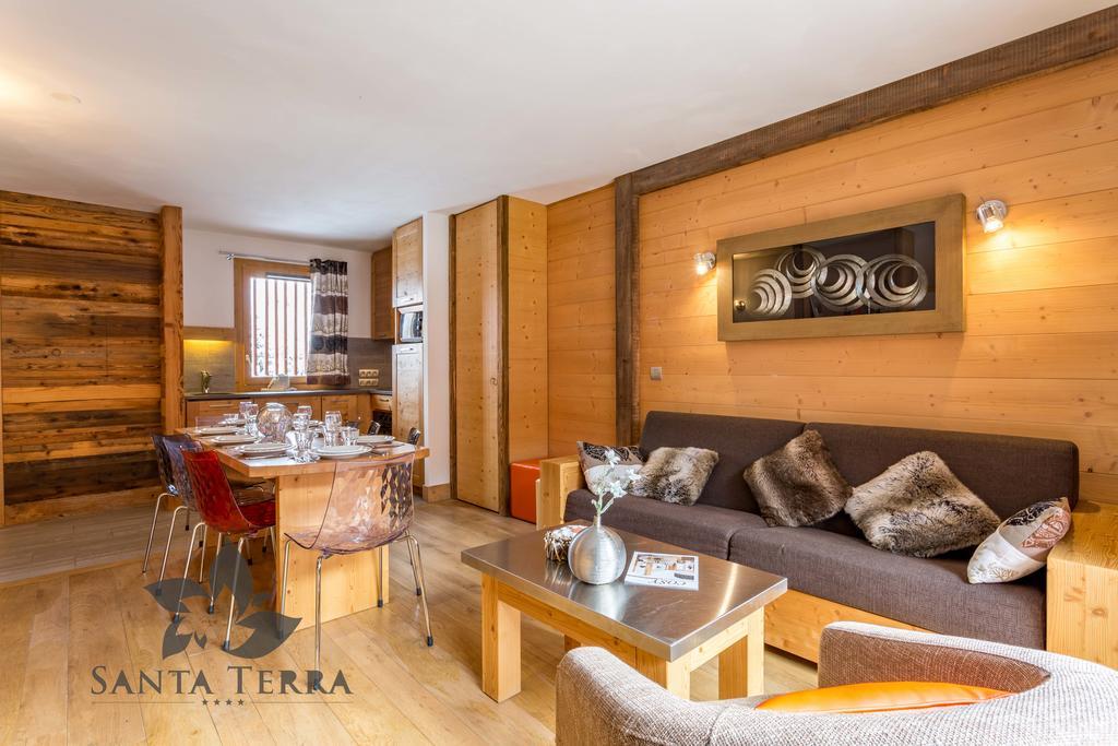 Three-Bedroom Duplex Apartment 5