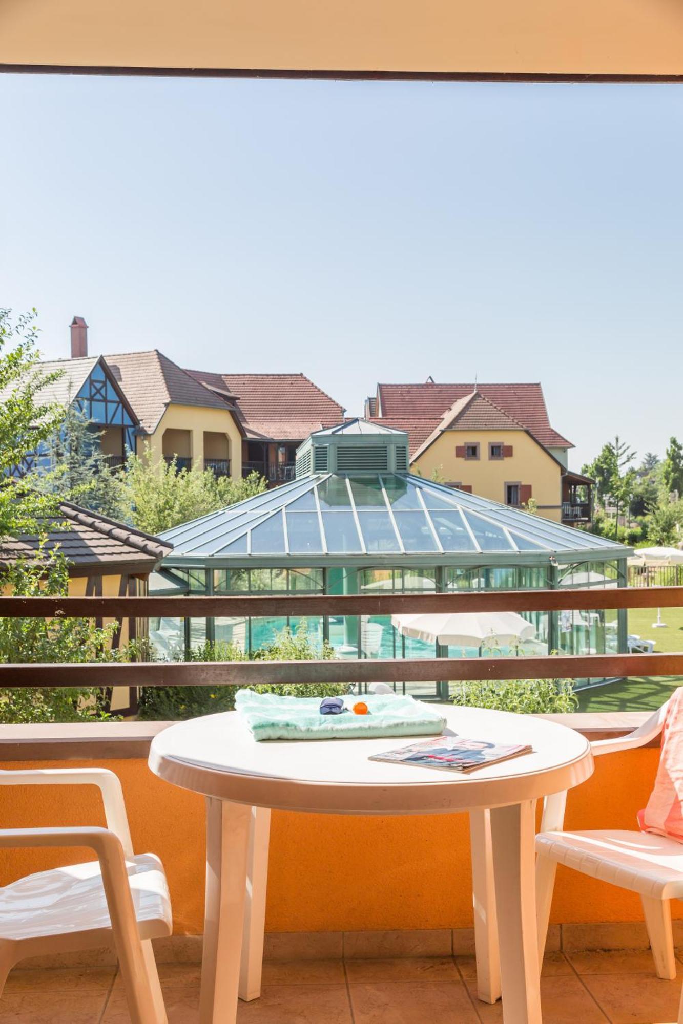 One-Bedroom Apartment (4 People) - Garden View,508355466:JPEG