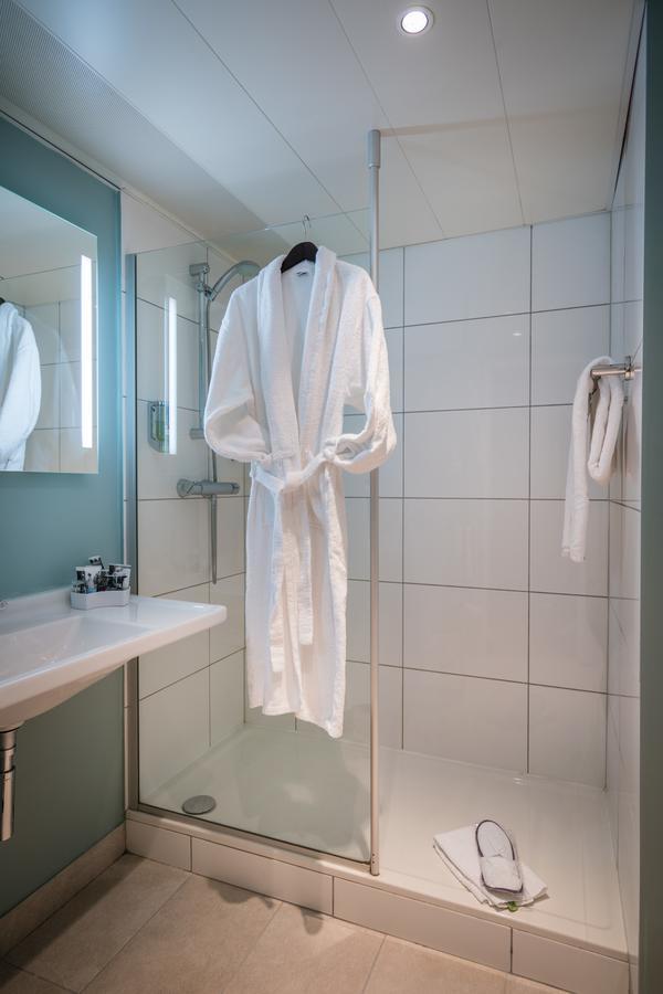 Deluxe Double Room with Park View,644839353:JPEG