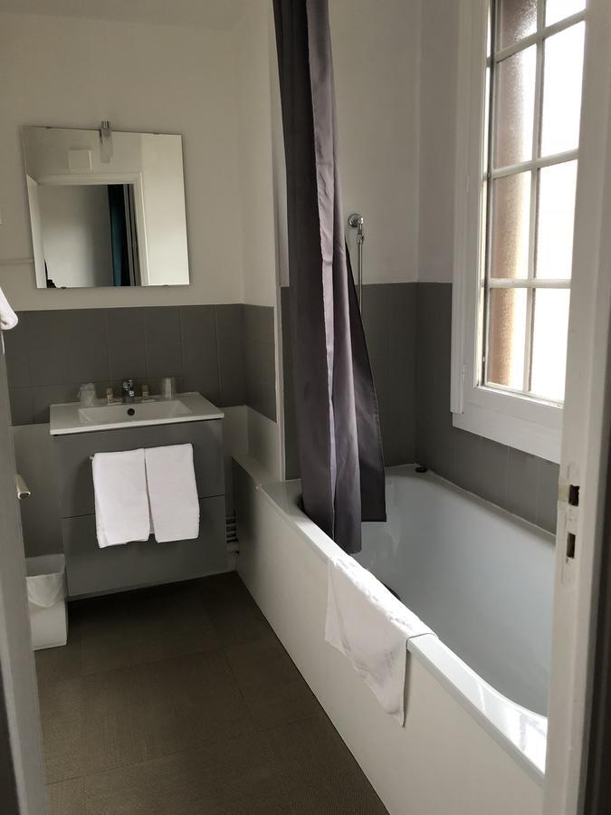 Superior Double Room with Courthouse View,1639560313:JPEG