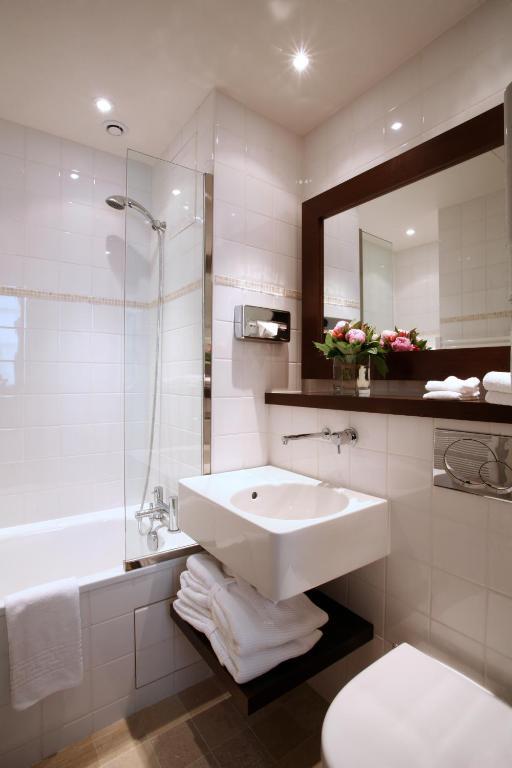 Chambre Deluxe Double ou Lits Jumeaux