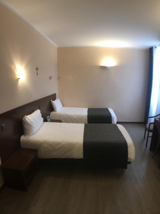 Standard Twin Room,630388485:JPEG