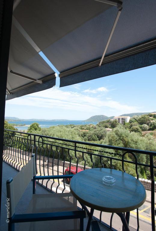 Estudio con balcón y vistas al mar (2 adultos)