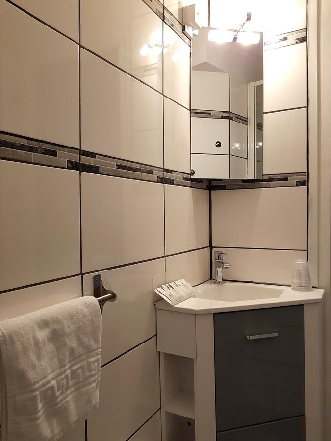 Double Room,1628679952:JPEG