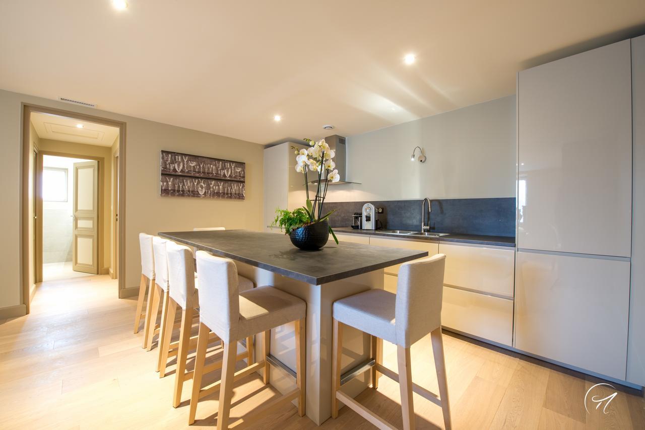 Deluxe Apartment