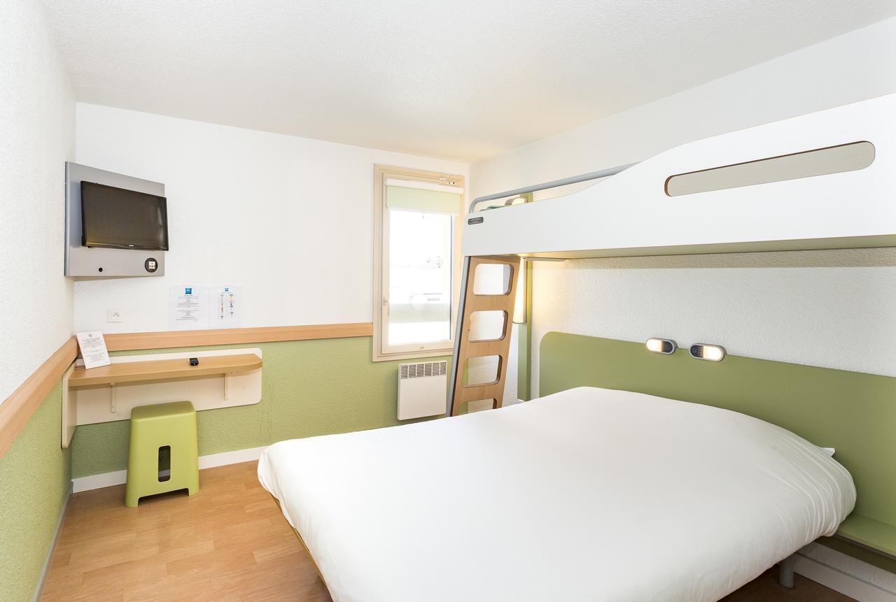 Triple Room with One Double Bed and One Bunk Bed