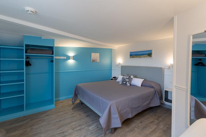 Large Double Room Air-Conditioning