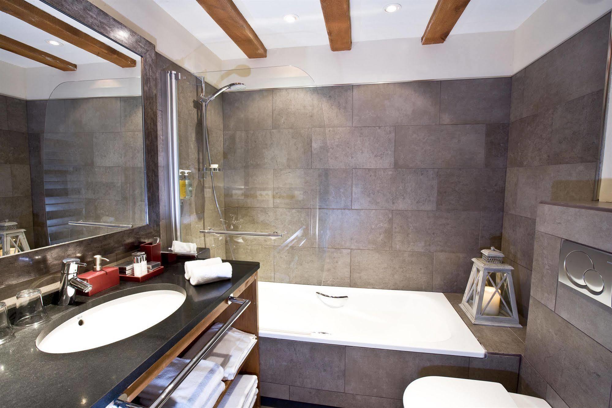 Junior Suite,141268347:JPEG