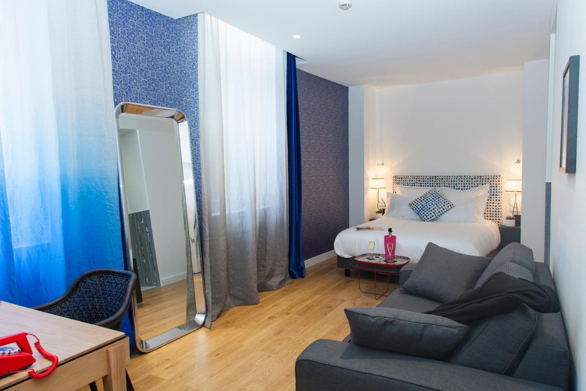 Mini Suite