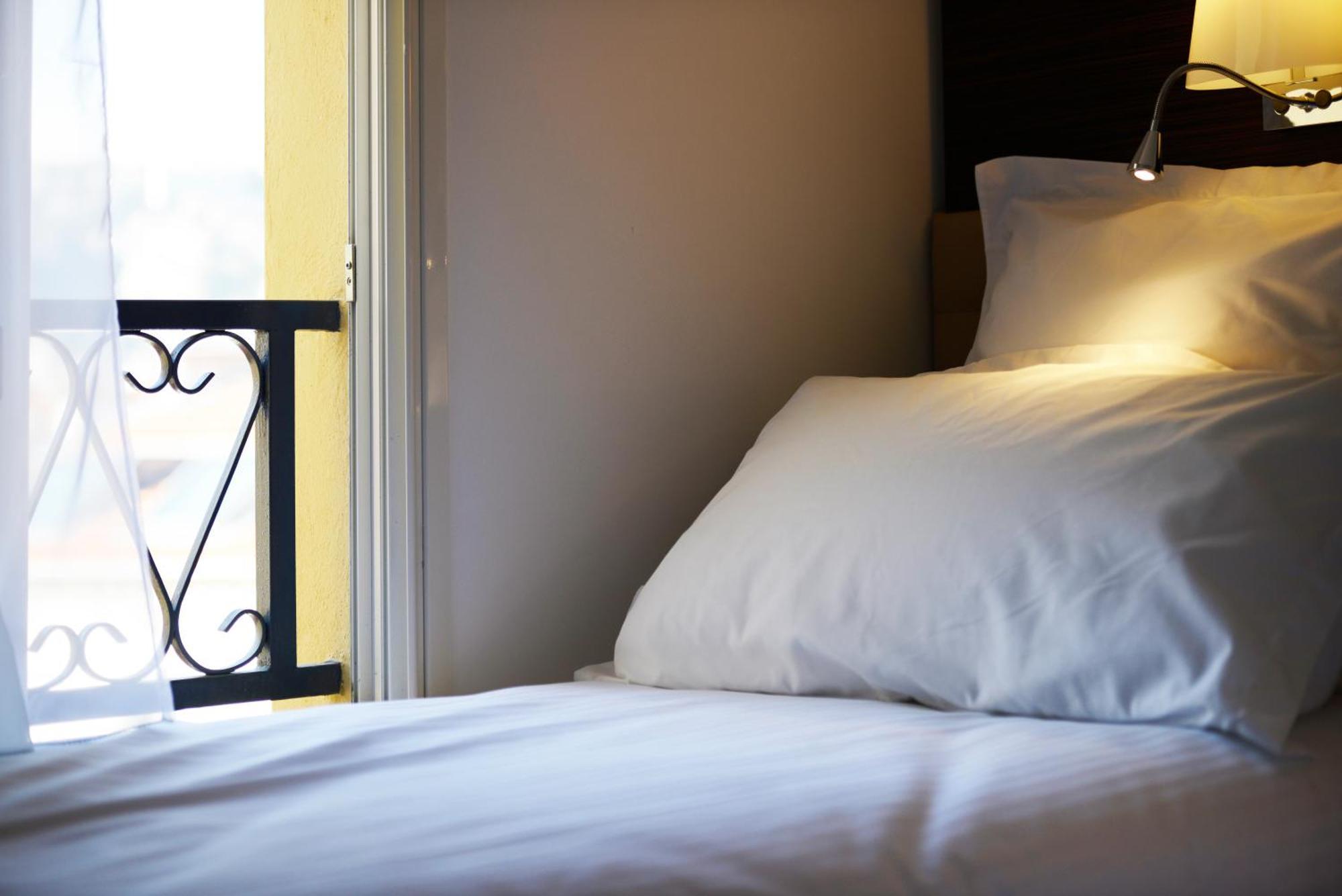 Small Single Room (1 Adult)