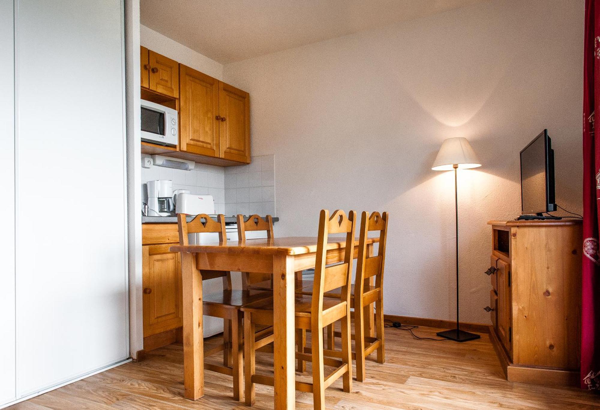 One Bedroom Apartment