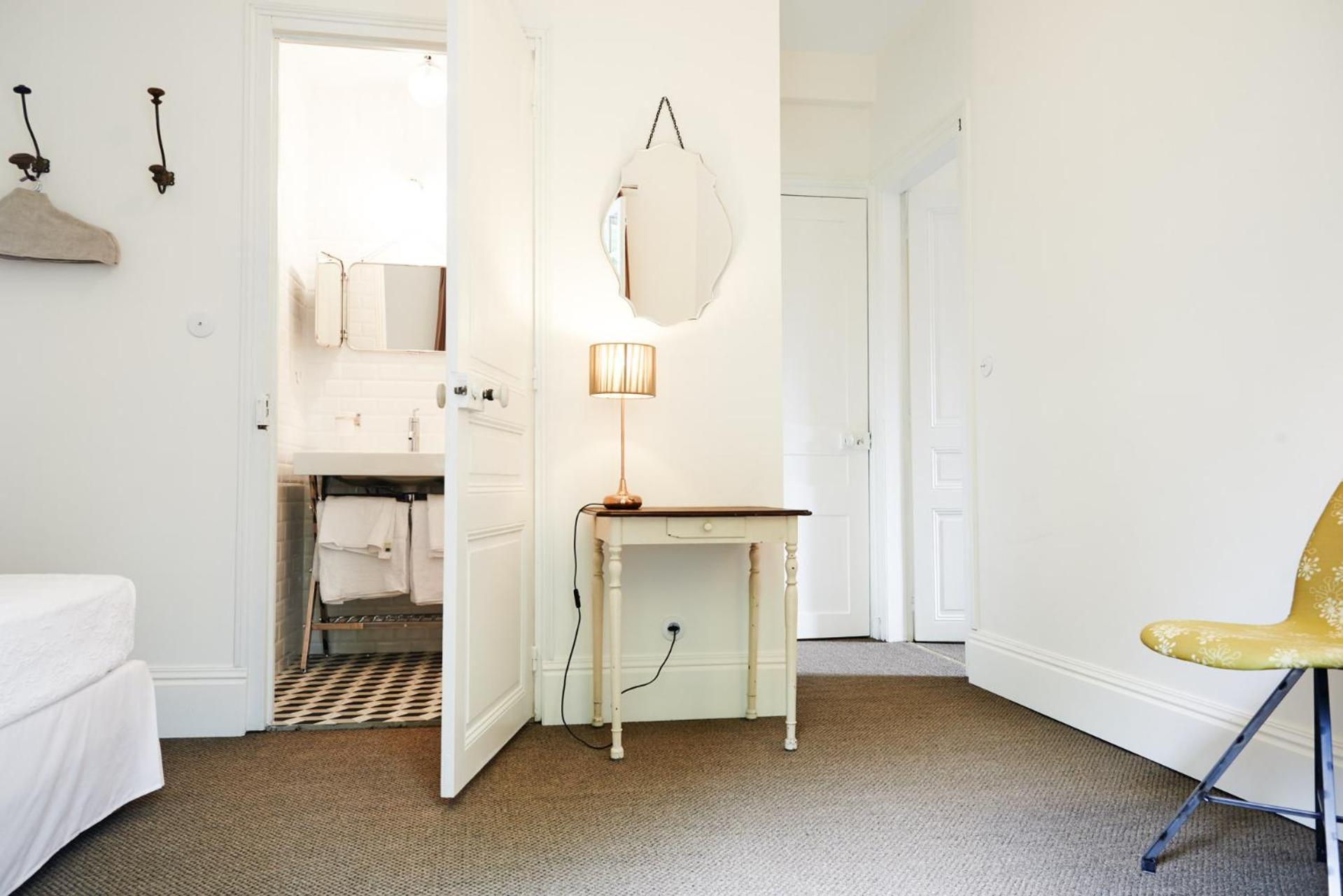 Suite with Garden View,709778590:JPEG