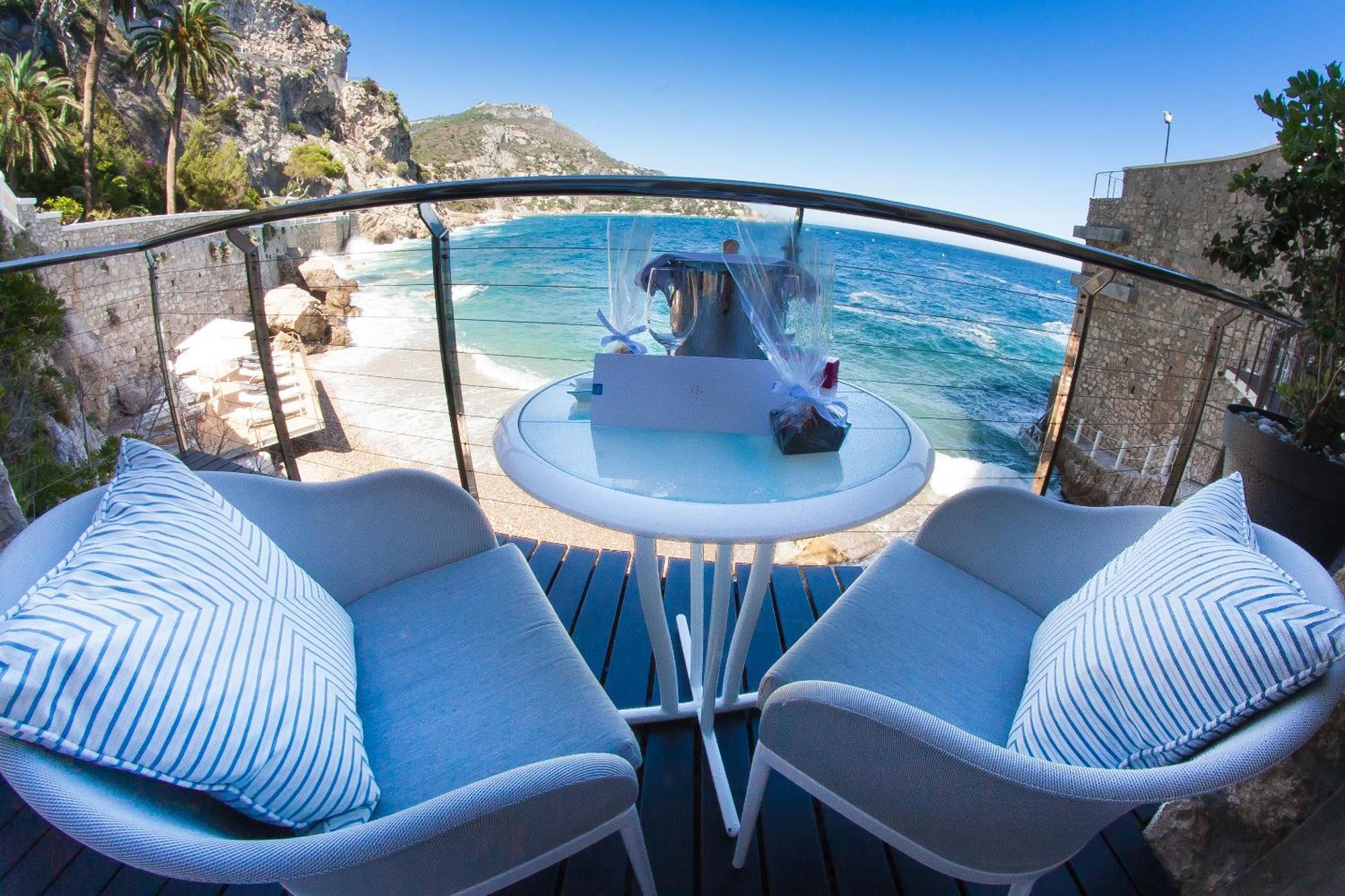 Deluxe Double Room with Balcony,1538699917:JPEG