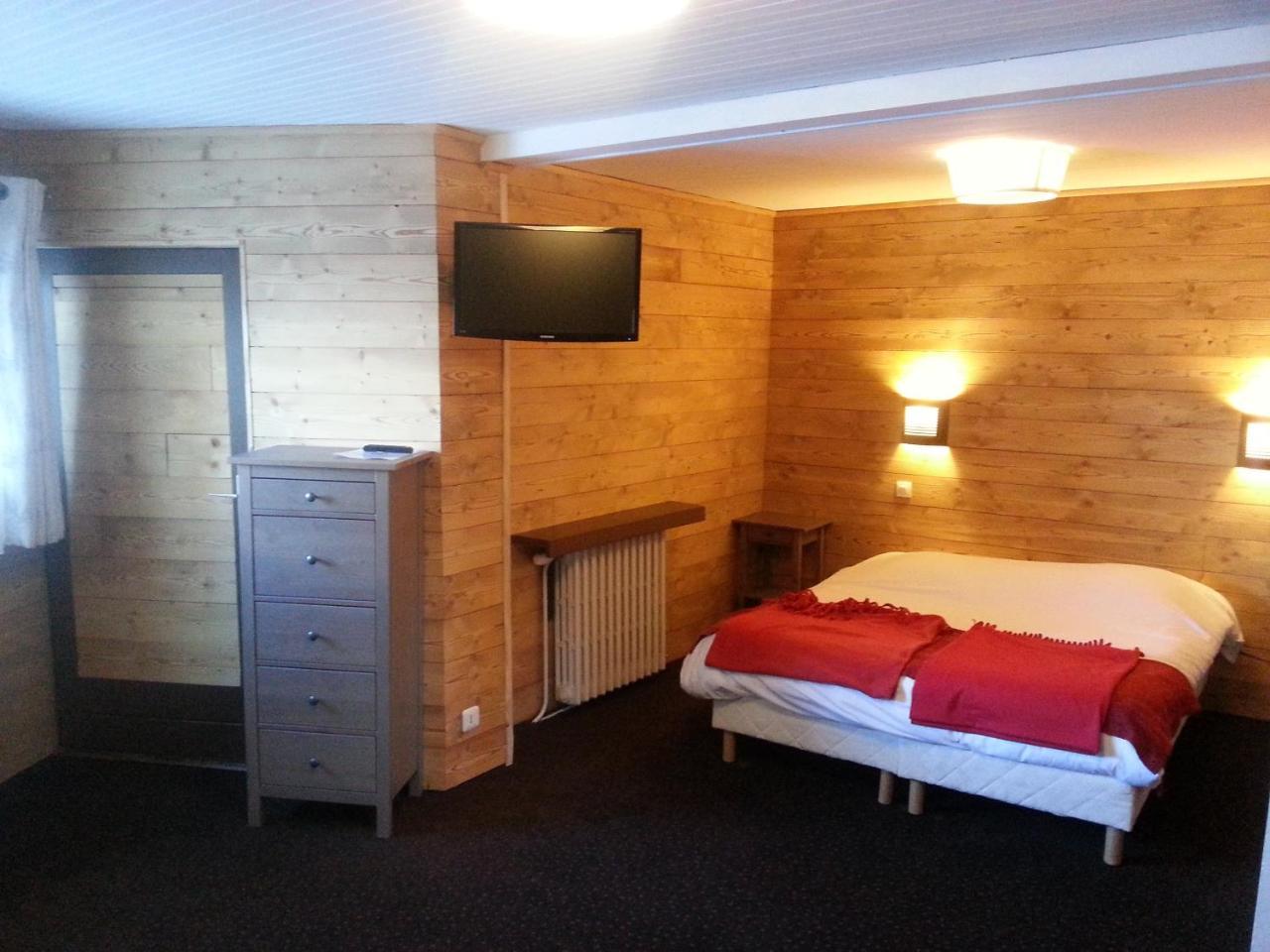 Suite with Mountain View,766227127:JPEG
