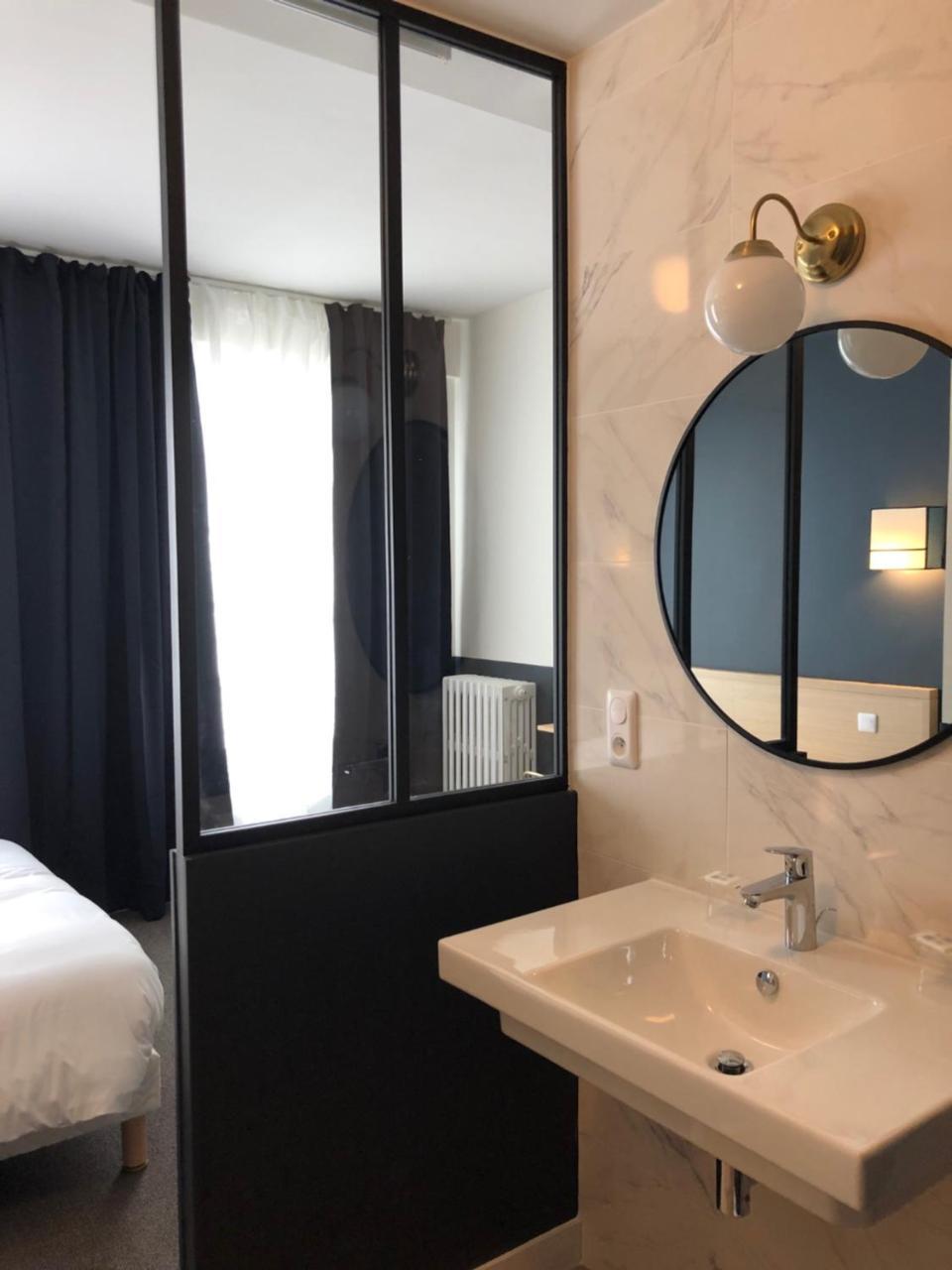 Double Room with Balcony (4th floor)