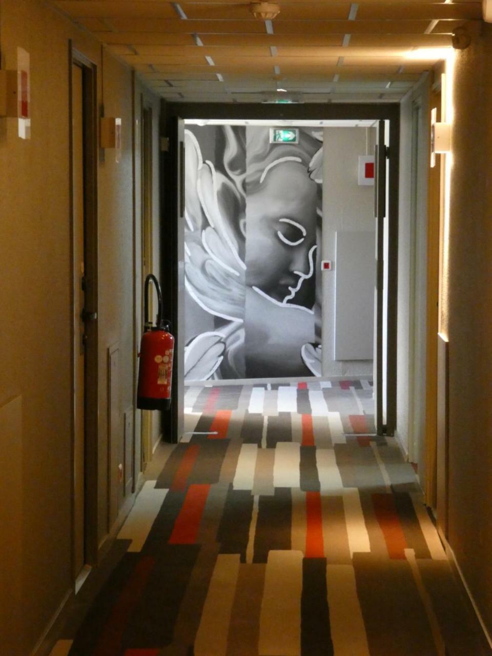 Standard Double Room,779181795:JPEG