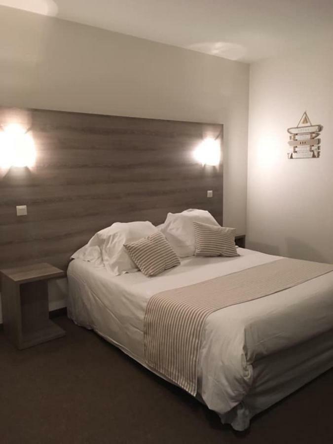 Double Room,997935408:JPEG
