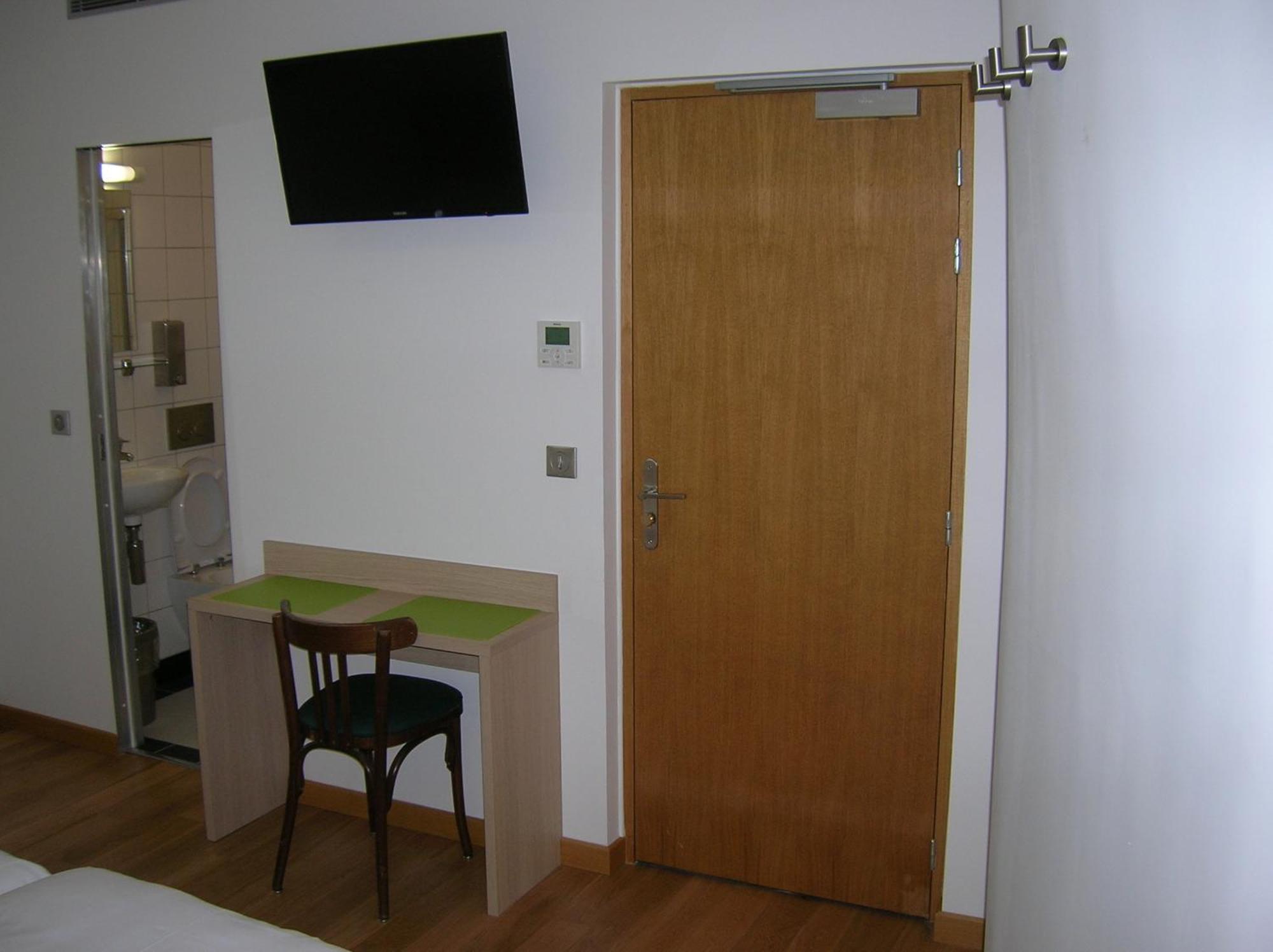 Triple Room,821495348:JPEG