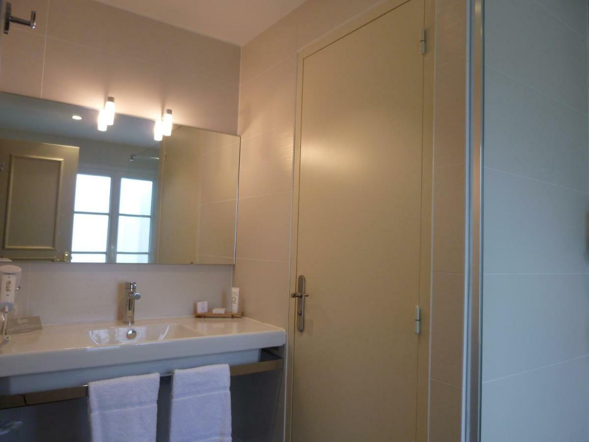 Junior Suite,1378963832:JPEG