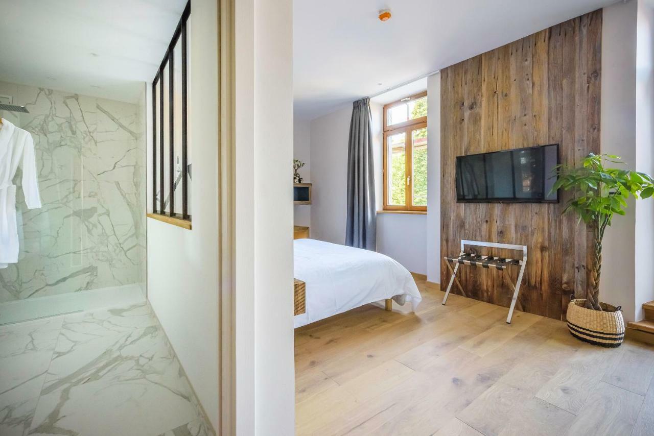 Großes Doppelzimmer