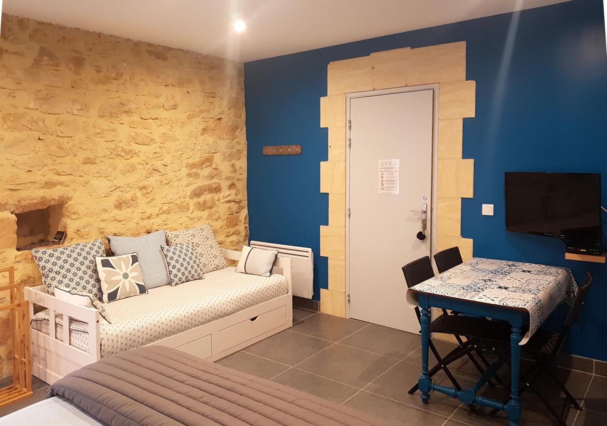 Family Double Room,1631585438:JPEG