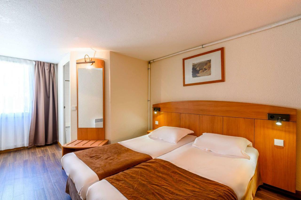 Twin Room - Non-Smoking