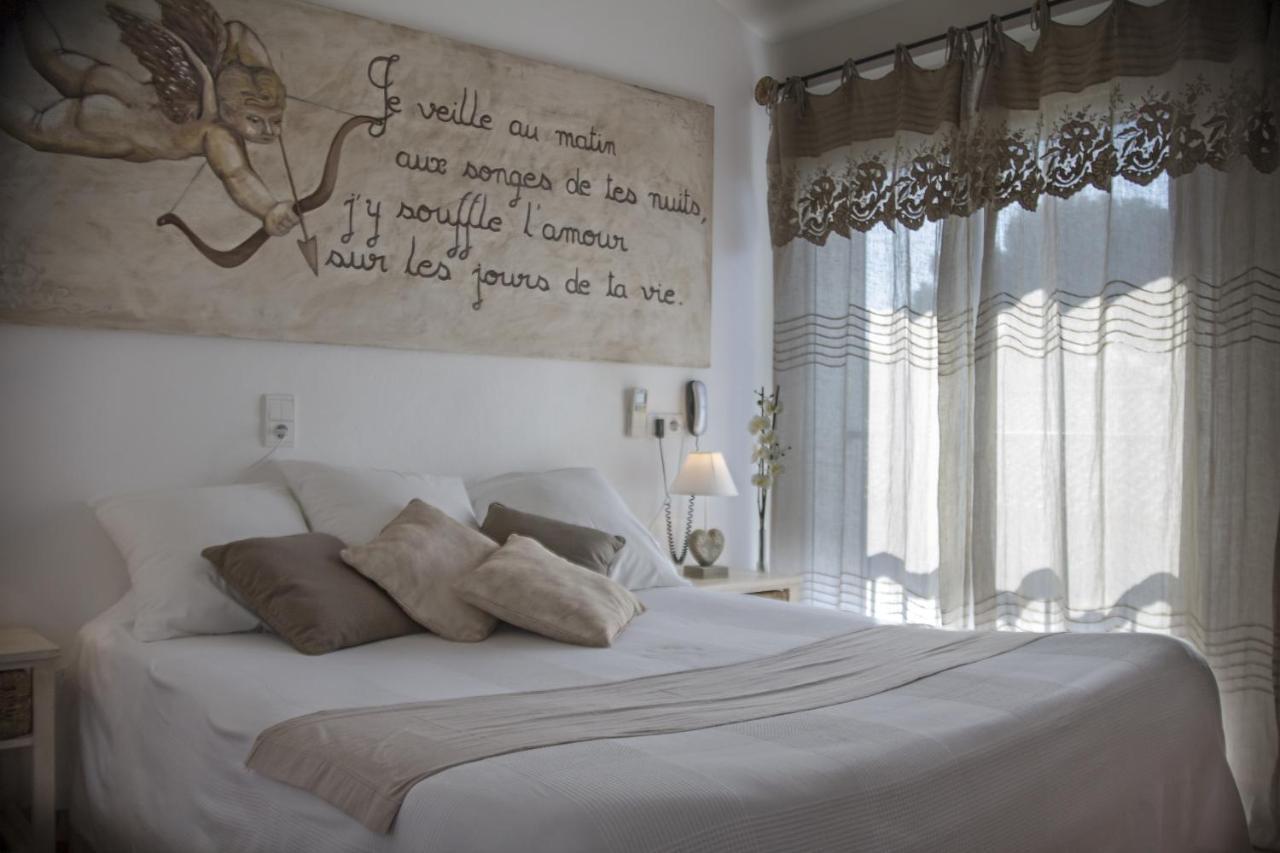 Double Room,1256688361:JPEG