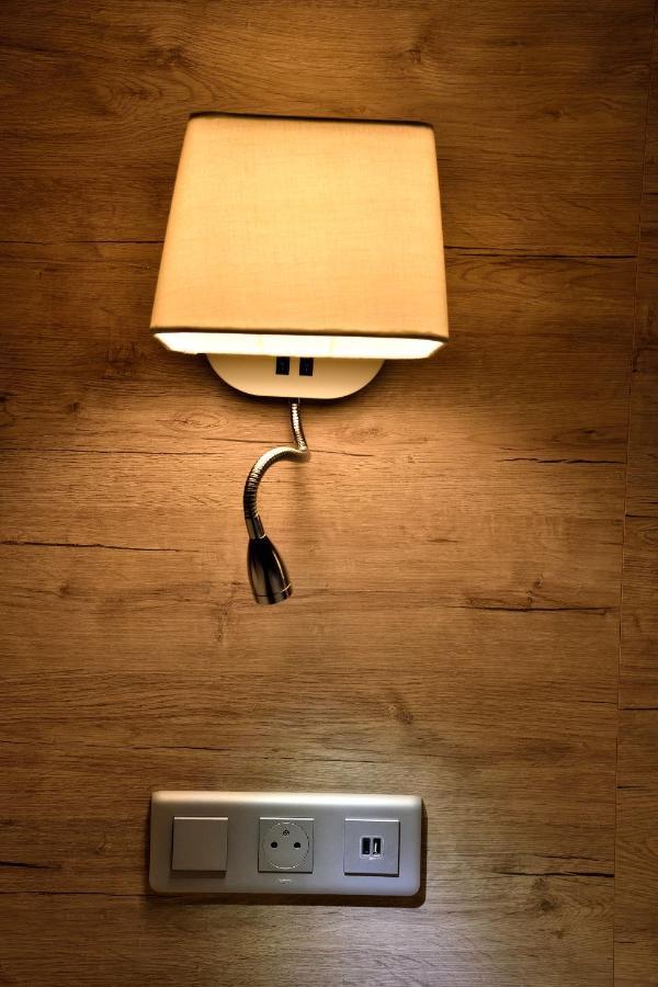 Tweepersoonskamer met 2 Aparte Bedden