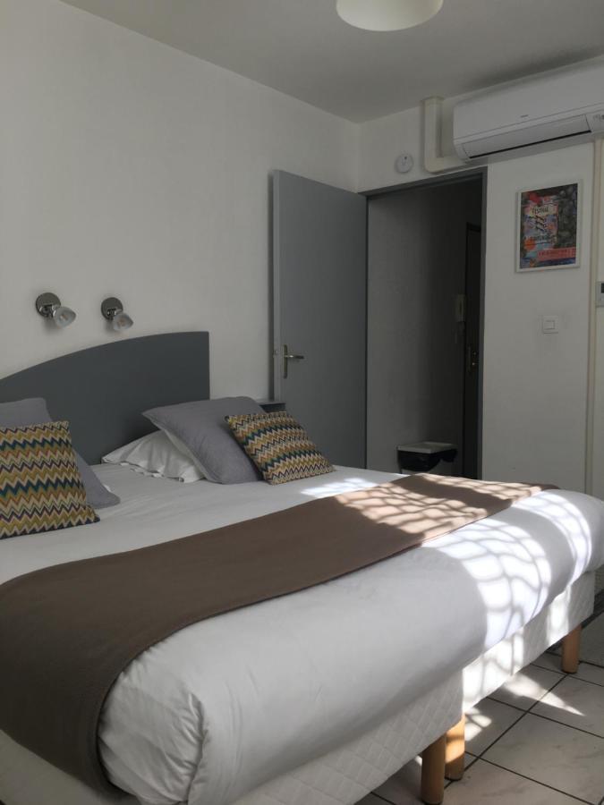 Superior Studio Air Conditioned