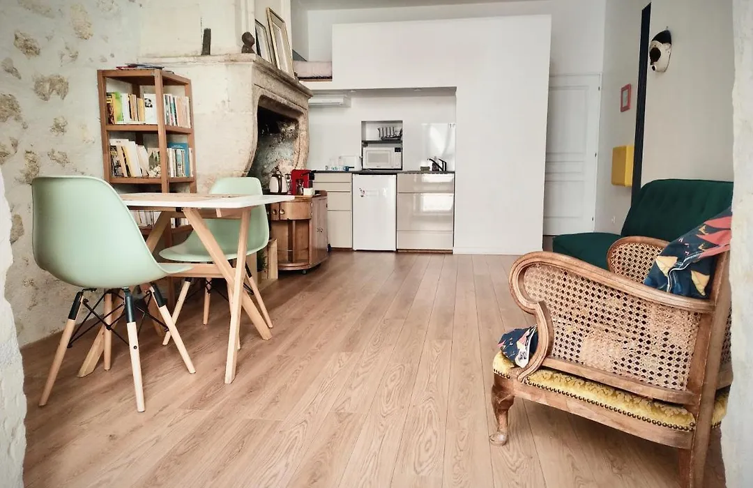 B&B Bordeaux Saint Michel-1