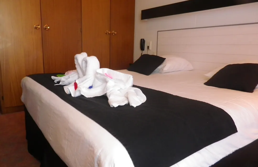 Roc Hotel-1