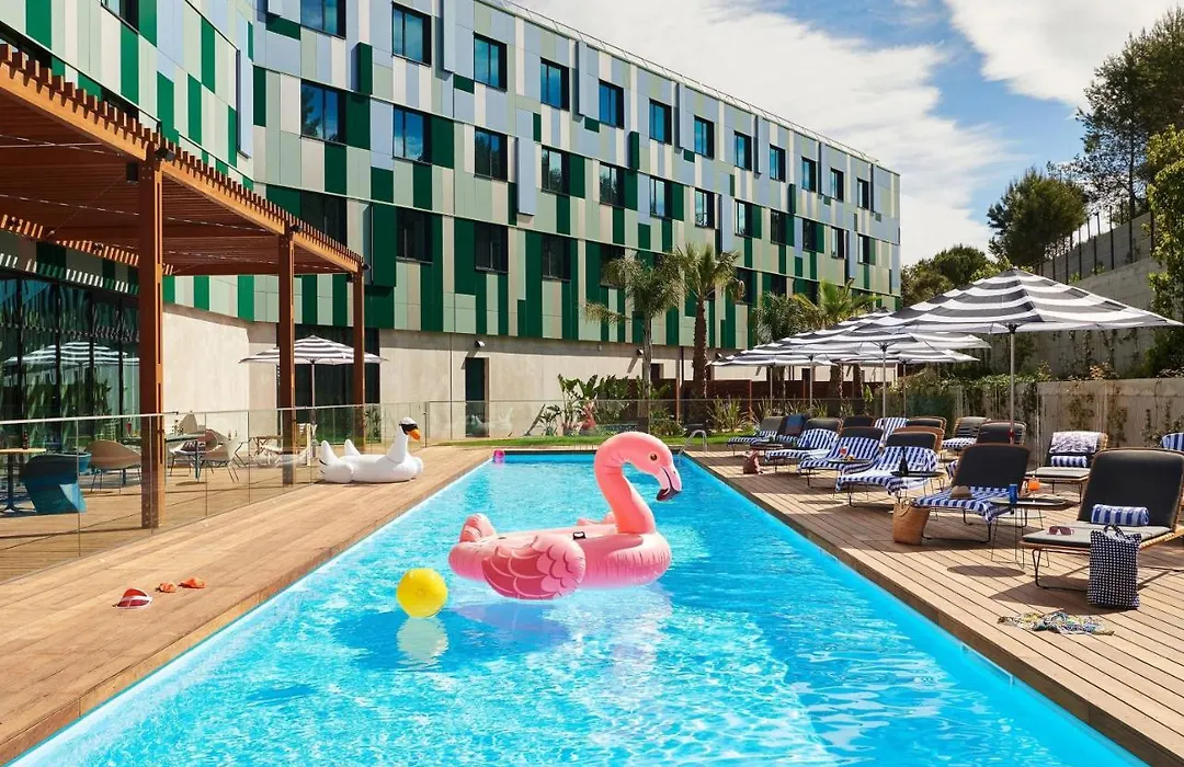 Moxy Antibes Sophia Antipolis-1