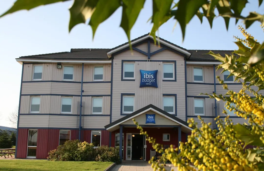 ibis budget Coutances-1