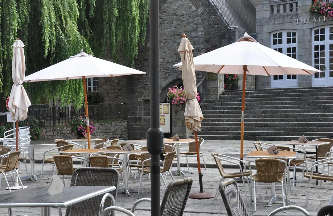 Cafe Hotel Du Theatre-1