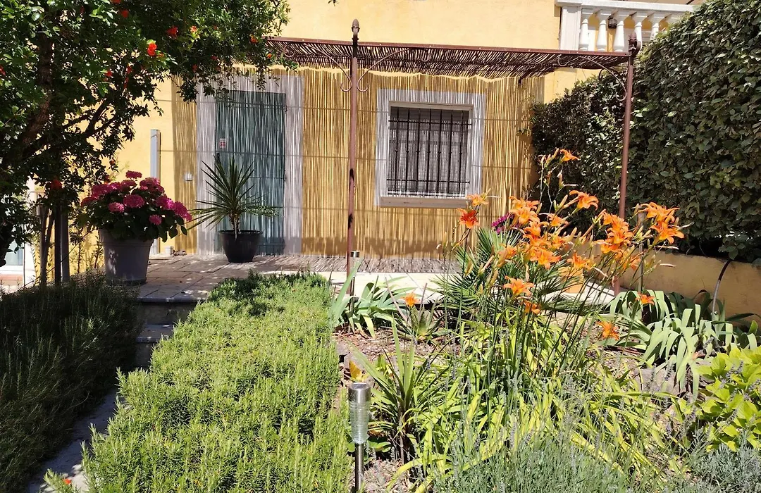 Villa Xanadu-1