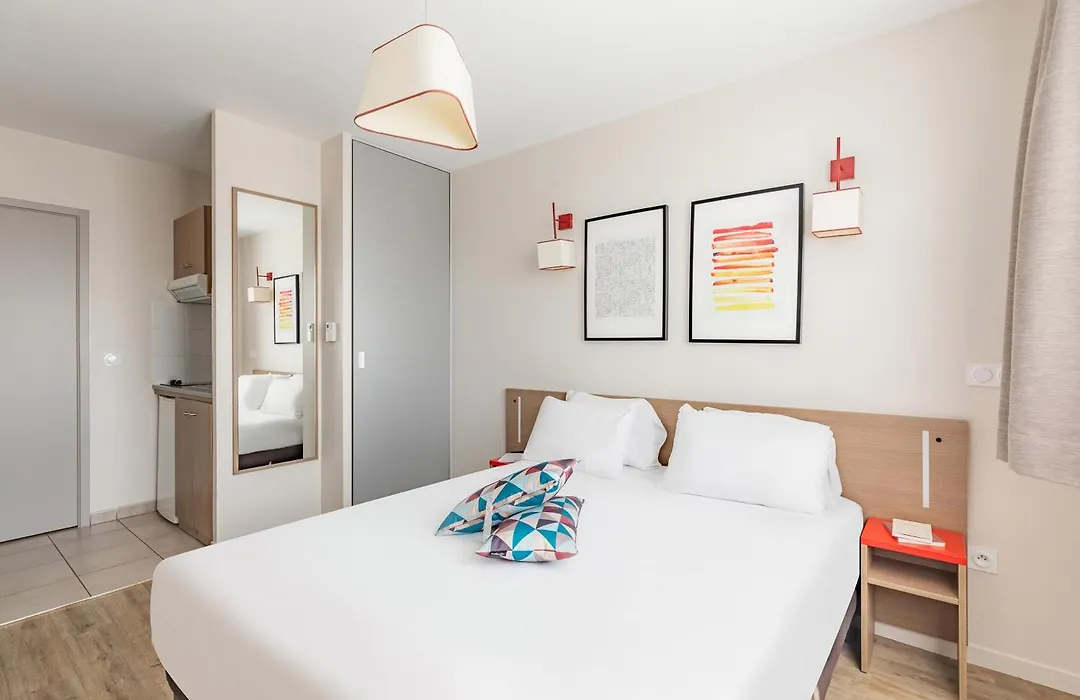 Appart'City Confort Orleans-1
