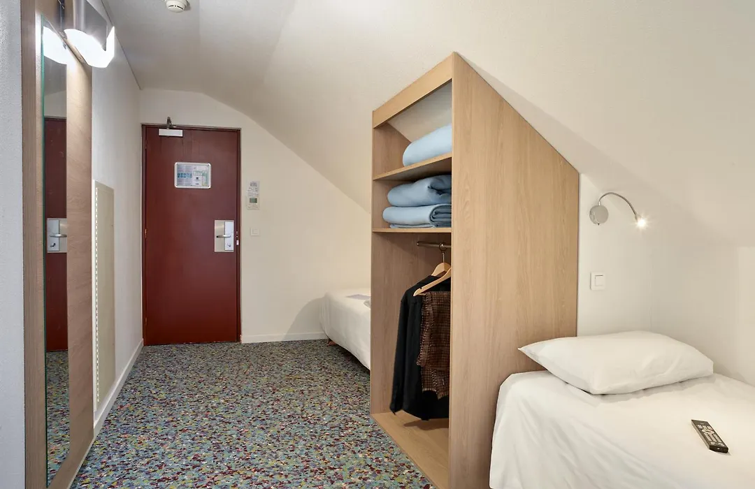 Hotel Revotel Nancy Centre Gare Et Congres-1