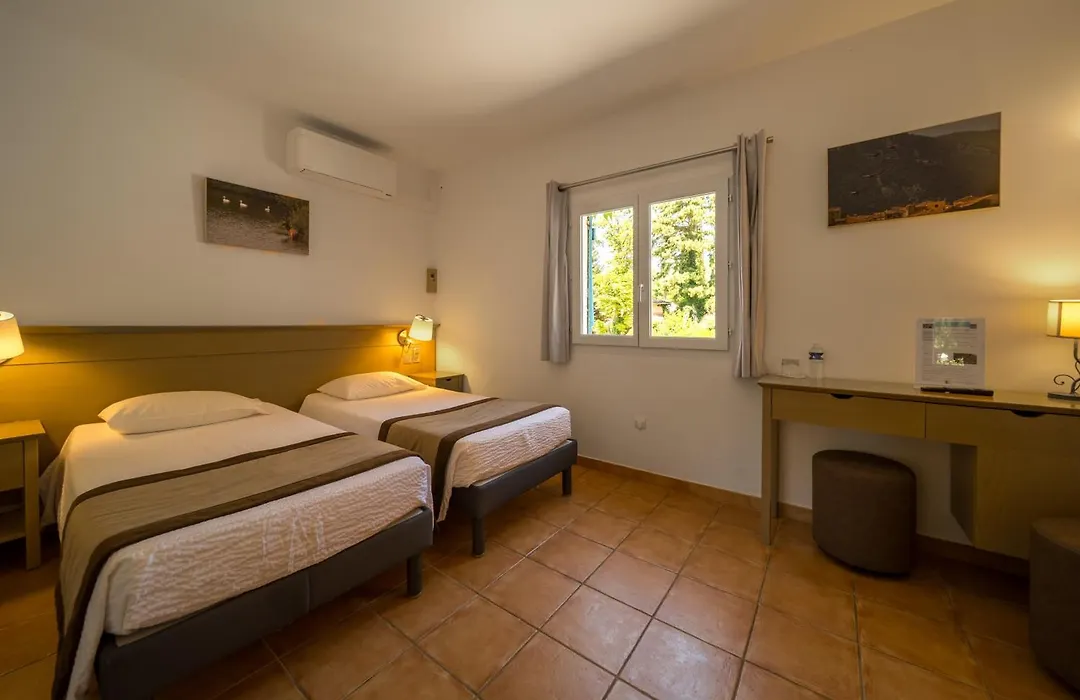 Hotel La Bonne Auberge-1