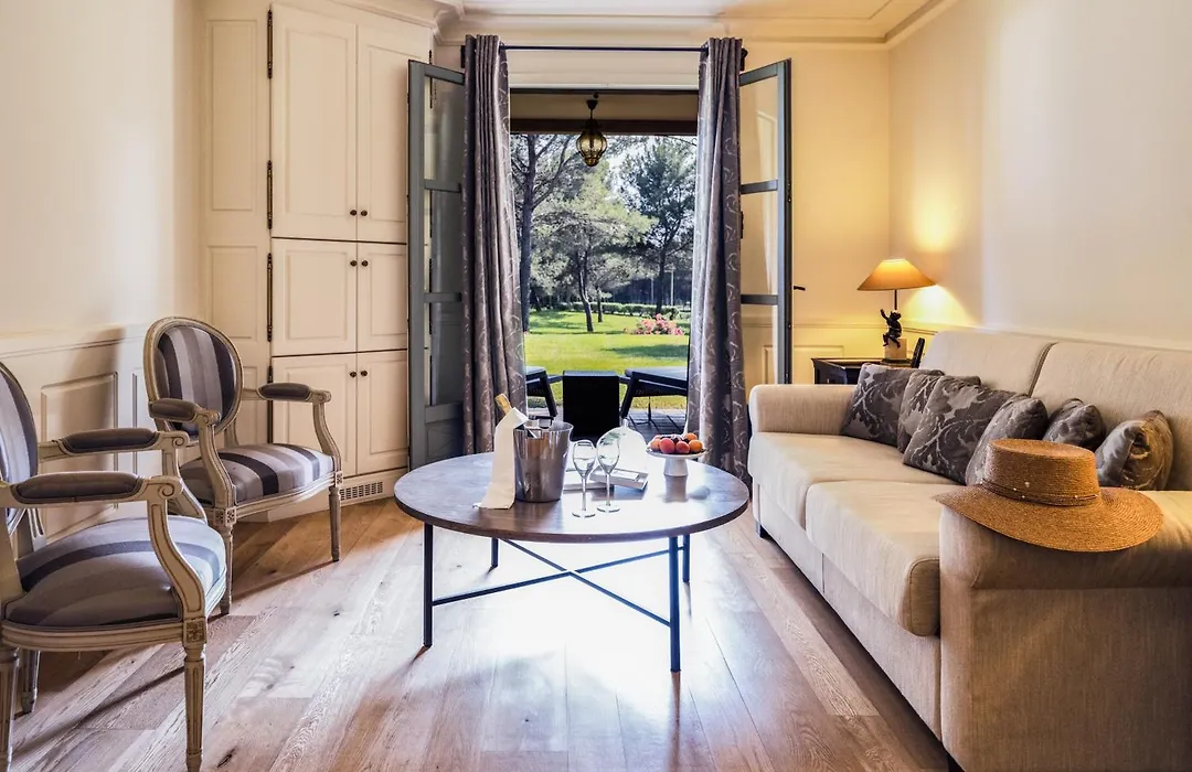 Hotel & Spa Du Castellet-1