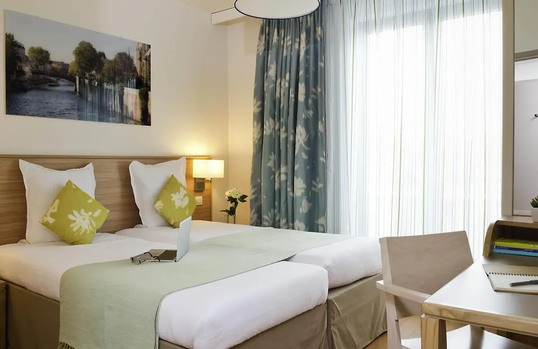Aparthotel Adagio Paris Vincennes-1