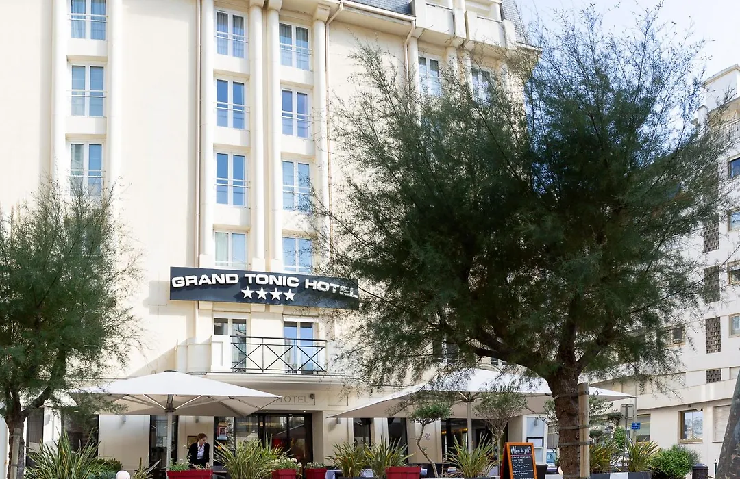 Grand Tonic Hotel & Spa Nuxe-1