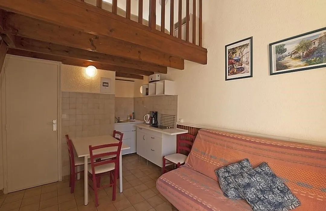 Hotel Du Soleil-1