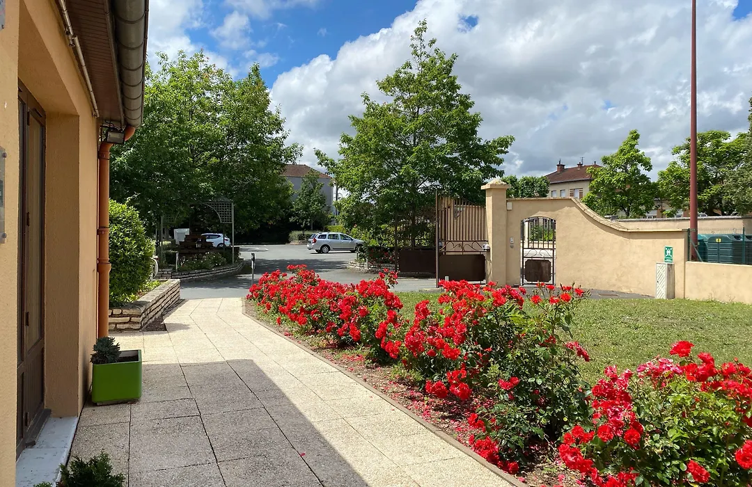 Kyriad Direct Roanne-1