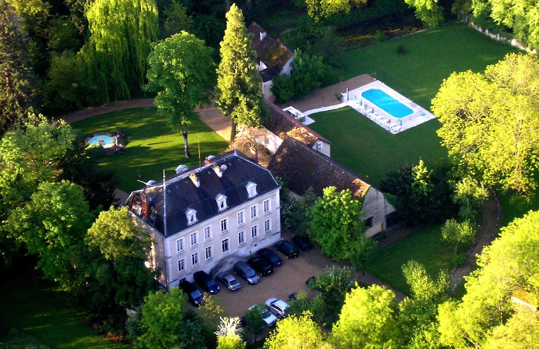 Chateau De Challanges-1