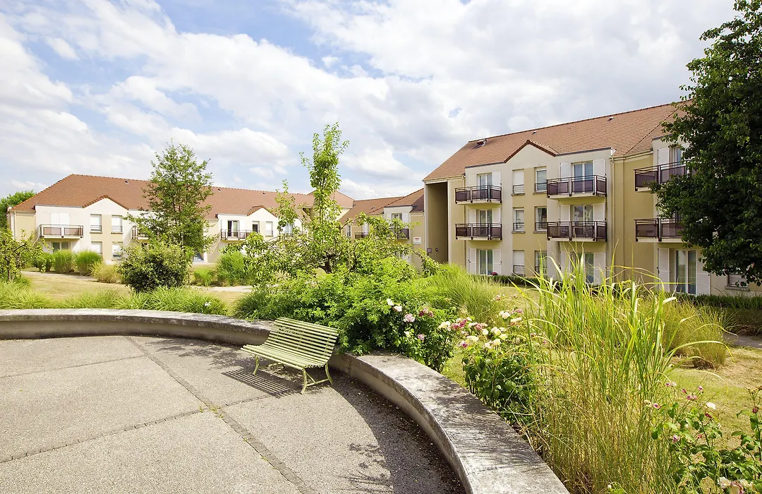 Residhome Roissy Village-1