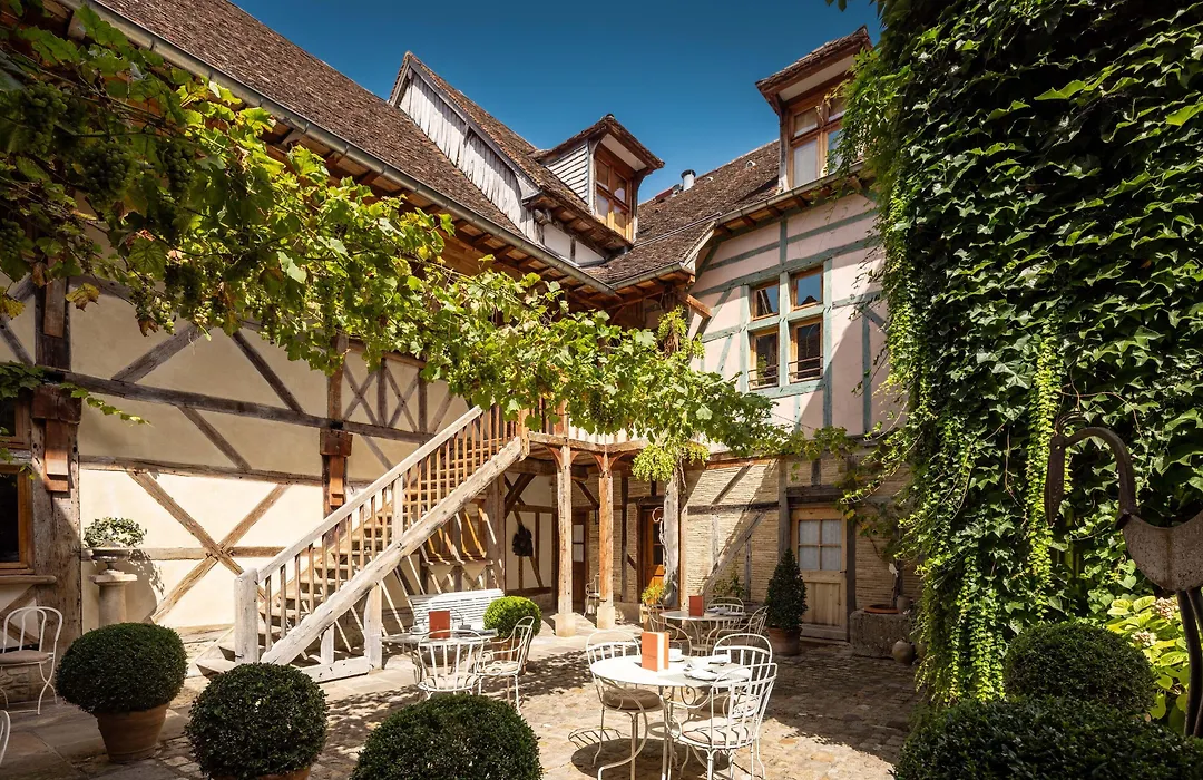 Le Champ Des Oiseaux Hotel & Spa-1